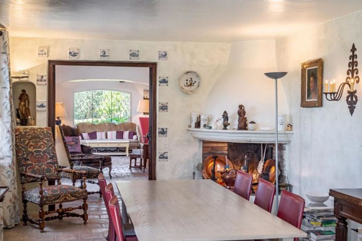 Image No.11-4 Bed Property for sale