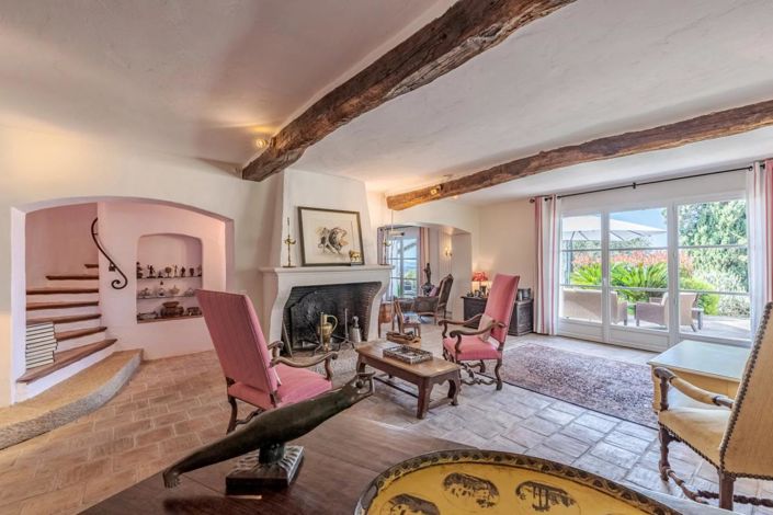 Image No.9-4 Bed Property for sale