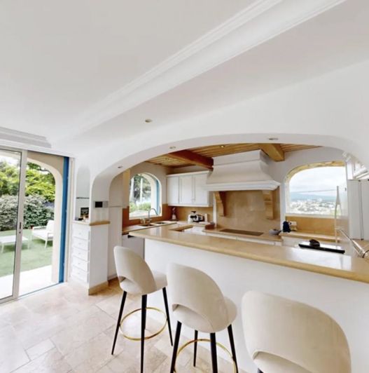 Image No.7-5 Bed Villa for sale