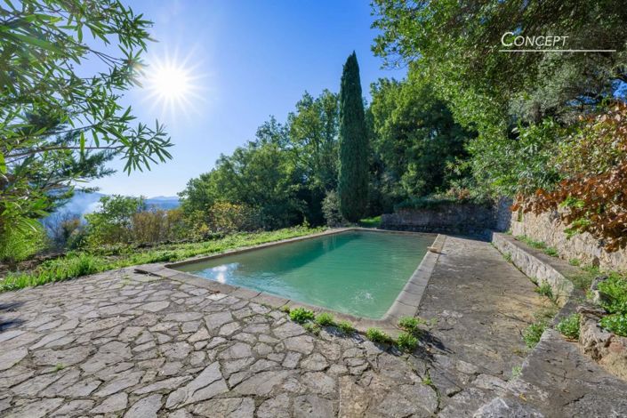 Image No.2-5 Bed Property for sale