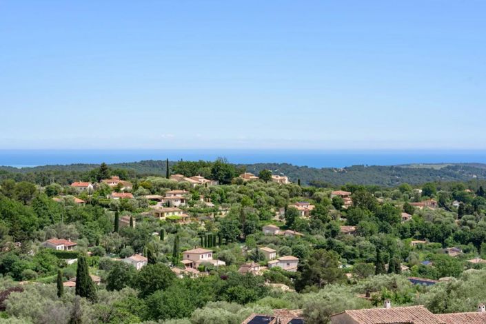 Image No.4-4 Bed Property for sale