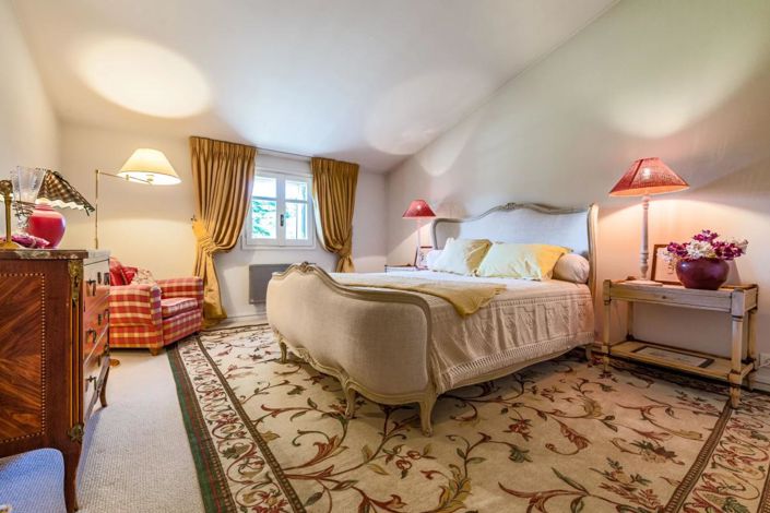 Image No.11-5 Bed Property for sale