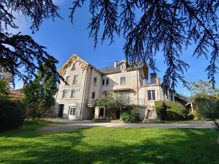 Image No.1-7 Bed House for sale