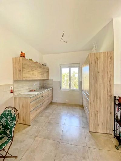 Image No.5-2 Bed Villa for sale