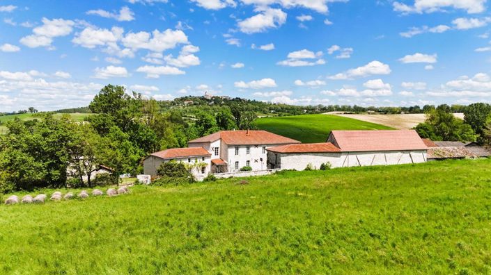 Image No.1-6 Bed Property for sale
