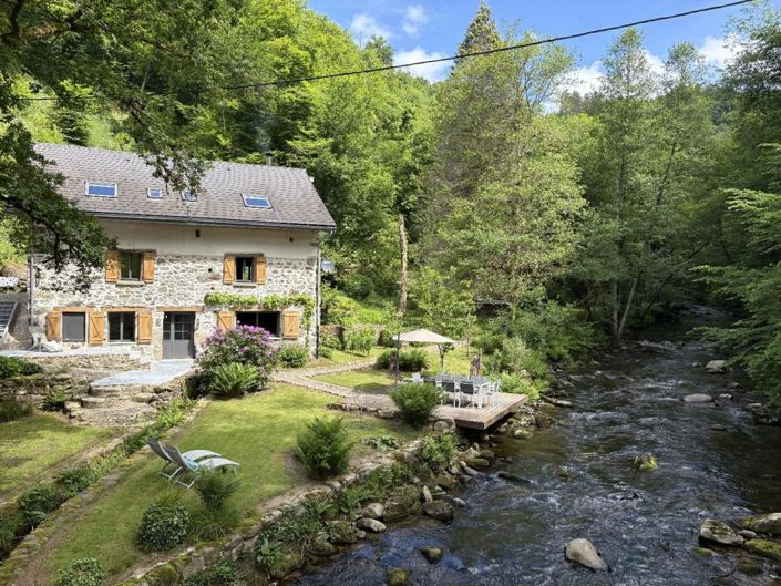 Image No.1-3 Bed Property for sale