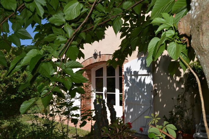 Image No.17-3 Bed House for sale