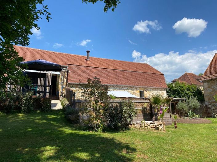 Image No.1-6 Bed Property for sale