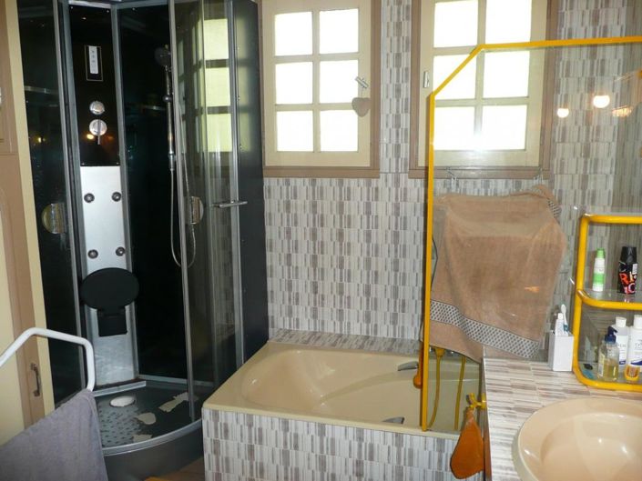 Image No.4-4 Bed House for sale