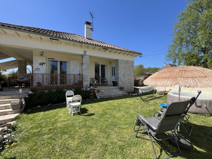 Image No.1-3 Bed House for sale