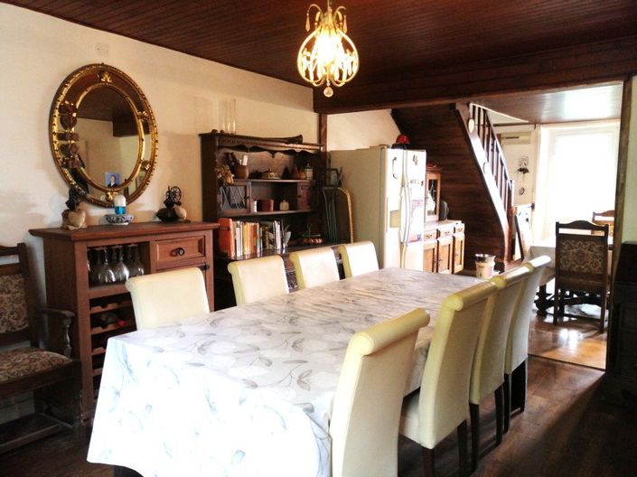 Image No.7-3 Bed Property for sale