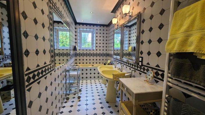 Image No.16-Propriété de 7 chambres à vendre à Morlaix