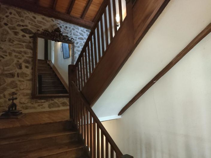 Image No.10-8 Bed House for sale