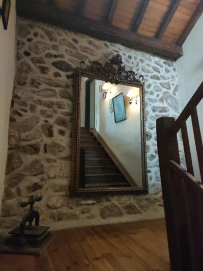 Image No.17-8 Bed House for sale