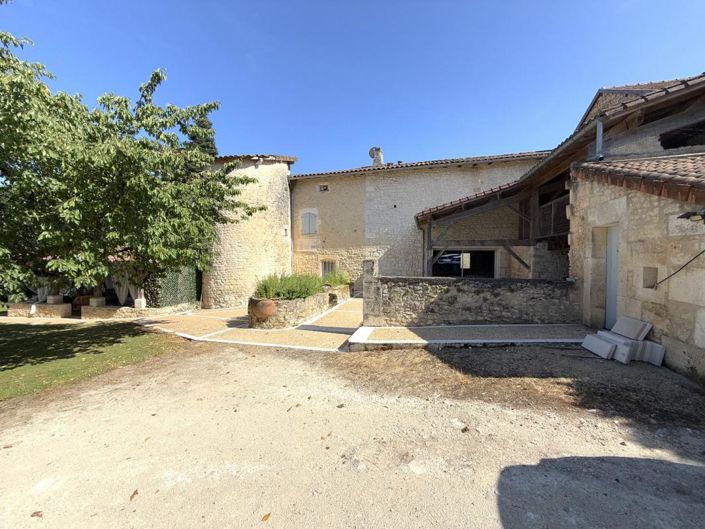 Image No.13-9 Bed Chateaux for sale