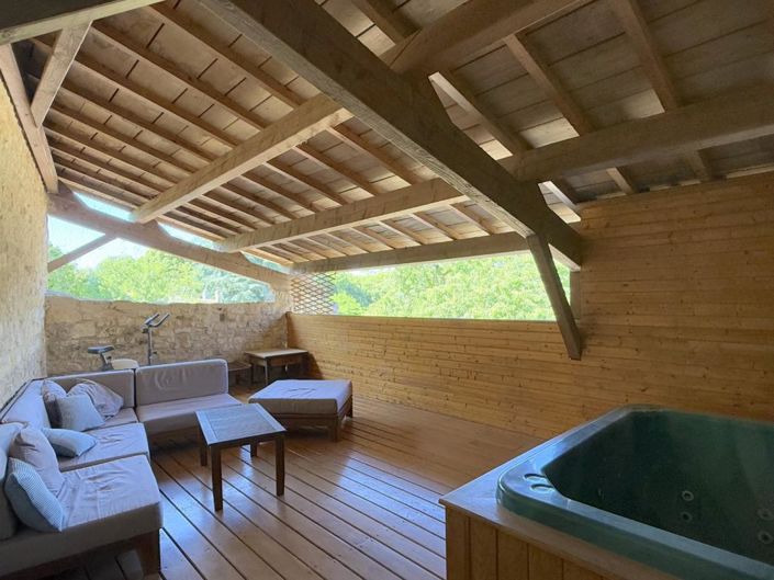 Image No.18-9 Bed Chateaux for sale