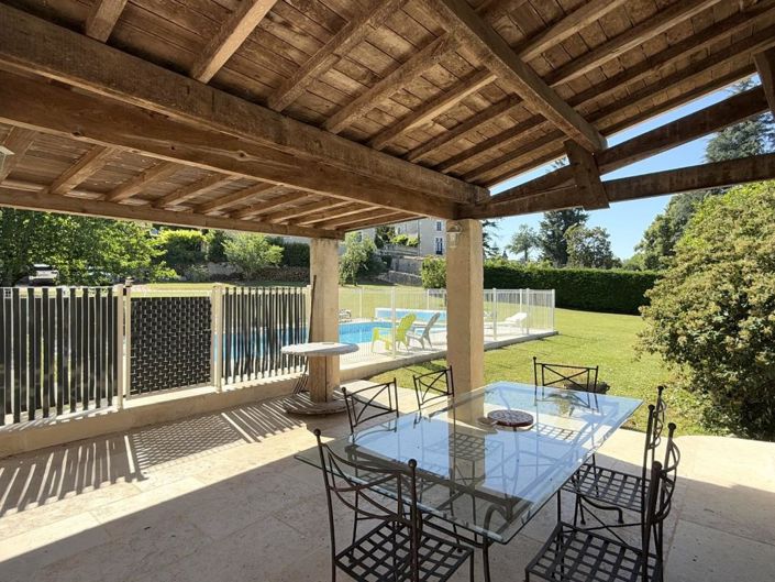 Image No.20-9 Bed Chateaux for sale