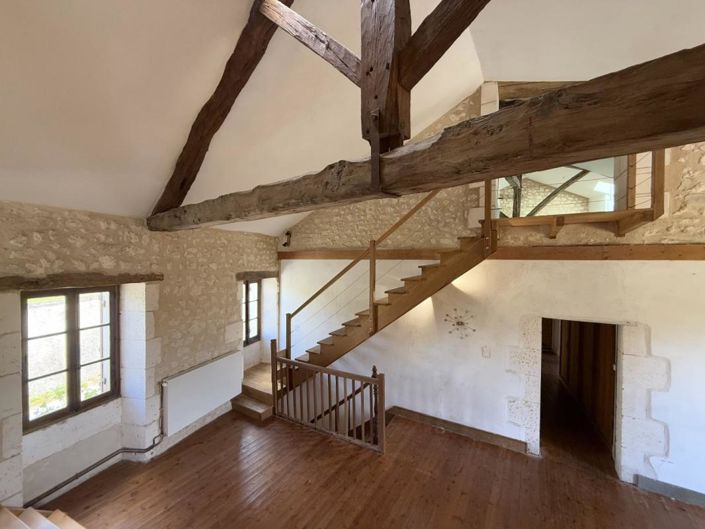 Image No.7-4 Bed House for sale