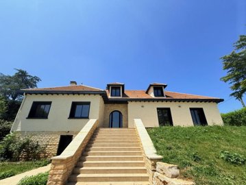 1 - Pradines, Villa