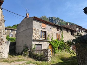1 - Montségur, House