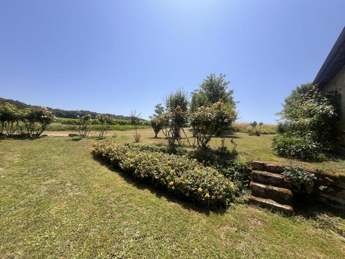 Image No.8-8 Bed Property for sale