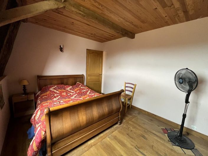 Image No.8-3 Bed House for sale