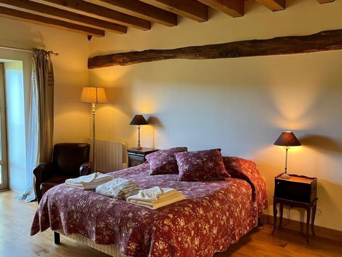 Image No.6-12 Bed Property for sale