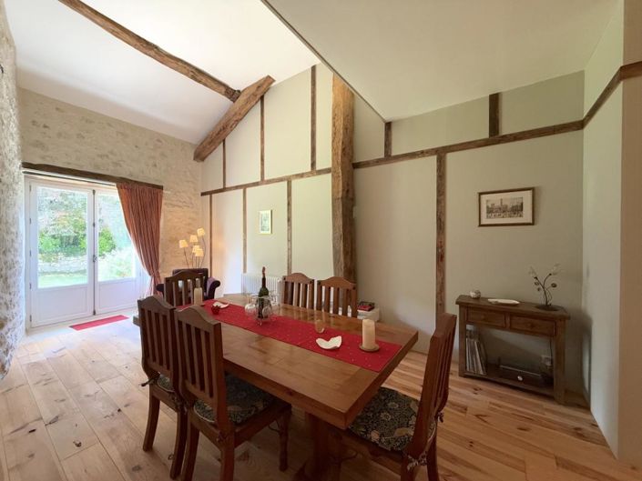 Image No.12-4 Bed House for sale