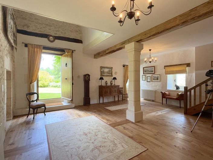 Image No.15-4 Bed House for sale