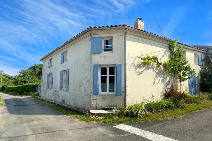 Image No.1-4 Bed House for sale