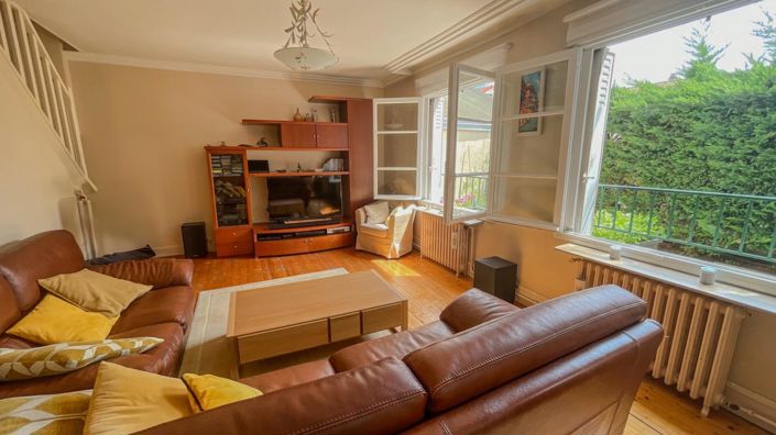 Image No.11-5 Bed Villa for sale