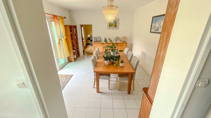 Image No.14-5 Bed Villa for sale