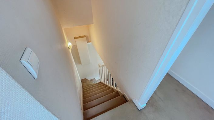 Image No.17-5 Bed Villa for sale