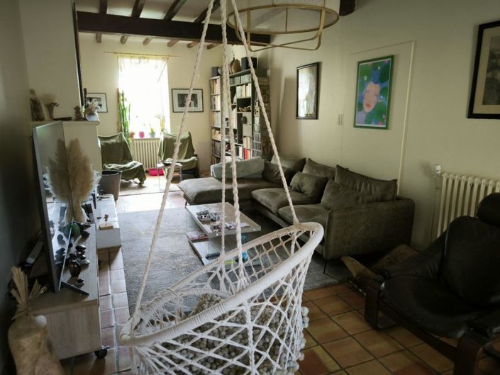 Image No.9-8 Bed Property for sale