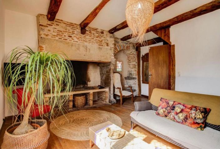 Image No.2-3 Bed Property for sale