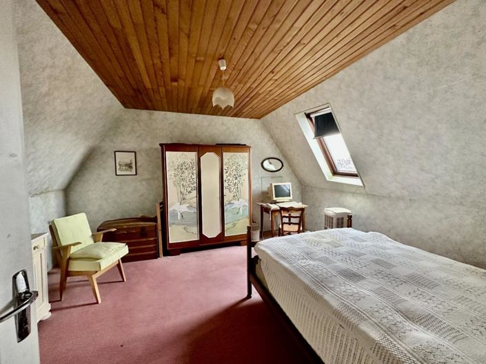 Image No.11-4 Bed House for sale