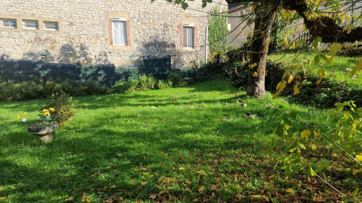 Image No.18-7 Bed House for sale