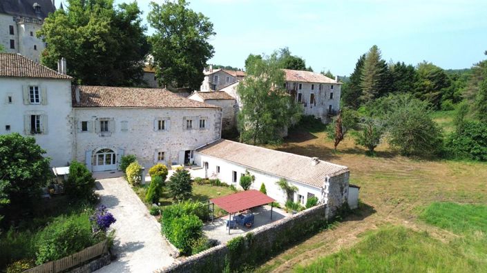Image No.1-Maison de 5 chambres à vendre à Vouzan