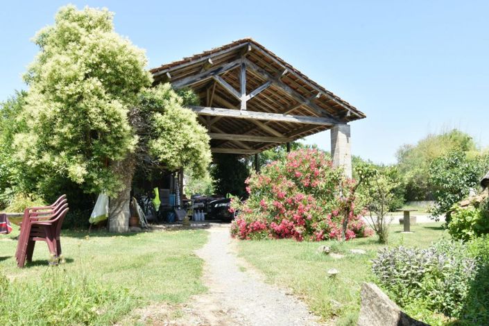 Image No.1-3 Bed Property for sale