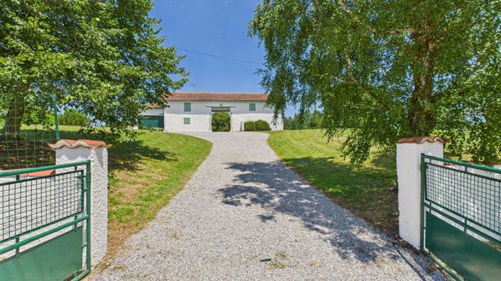 Image No.1-4 Bed House for sale
