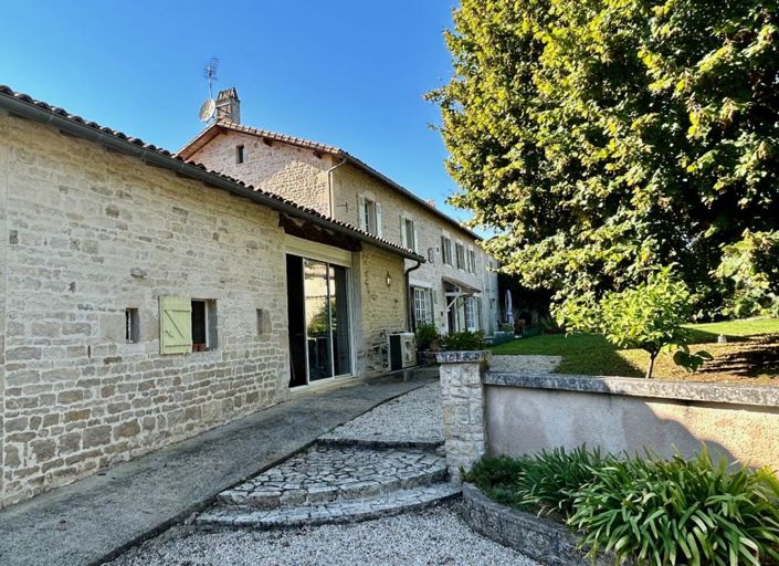 Image No.1-5 Bed House for sale