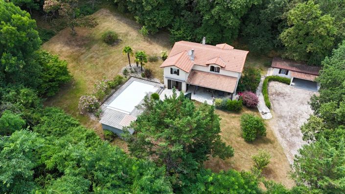 Image No.1-6 Bed House for sale