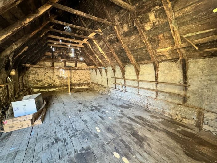 Image No.15-3 Bed Property for sale