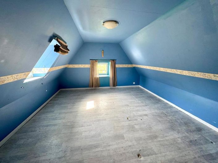 Image No.9-3 Bed Property for sale