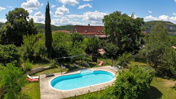 Image No.2-12 Bed House for sale