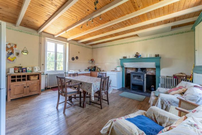 Image No.4-Propriété de 4 chambres à vendre à Ventouse