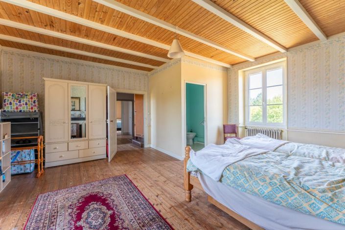 Image No.8-4 Bed Property for sale