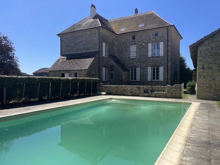 Image No.1-Propriété de 9 chambres à vendre à Sousceyrac