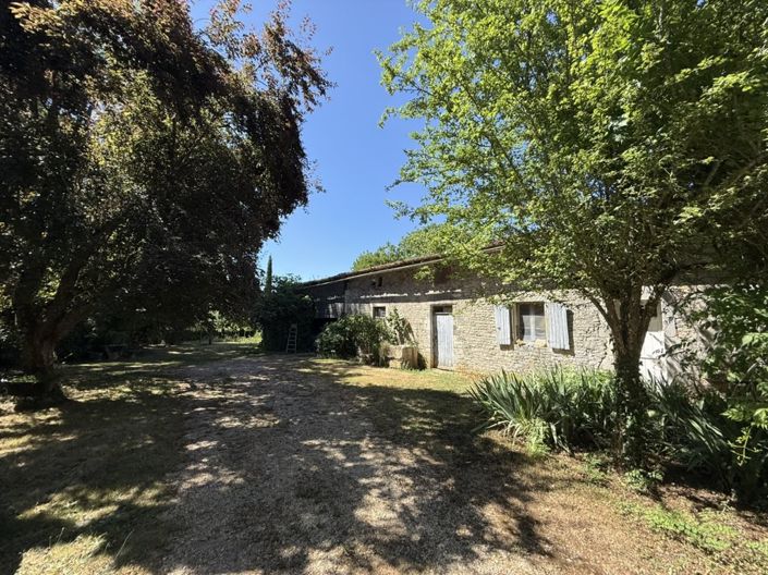 Image No.1-3 Bed Property for sale