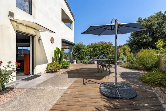 Image No.18-2 Bed Townhouse for sale